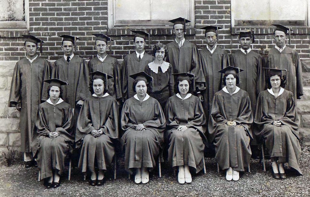 High School class 1932